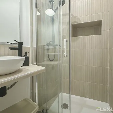 בית נופש Flexliving - 99 Felix Faure - *